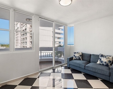 3205 Isla Verde Ave - Photo Thumbnail 8