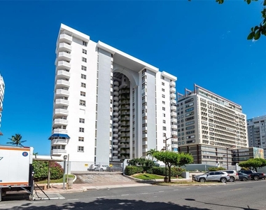 3205 Isla Verde Ave - Photo Thumbnail 3