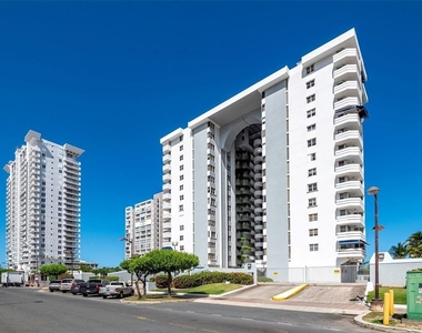 3205 Isla Verde Ave - Photo Thumbnail 1