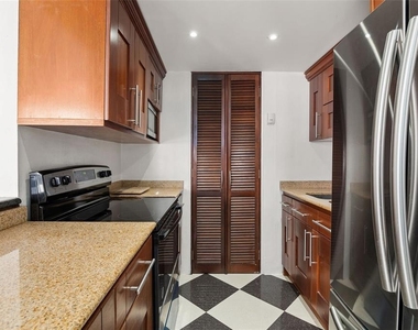 3205 Isla Verde Ave - Photo Thumbnail 37