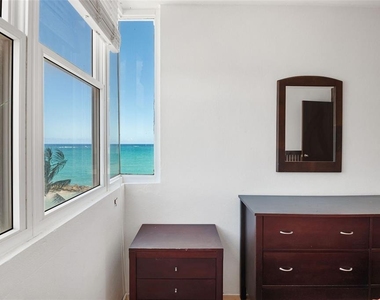 3205 Isla Verde Ave - Photo Thumbnail 14