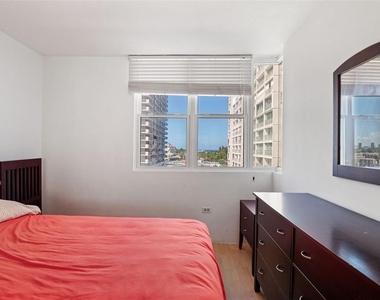 3205 Isla Verde Ave - Photo Thumbnail 22