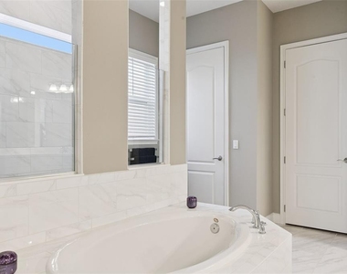 7556 John Hancock Drive - Photo Thumbnail 29