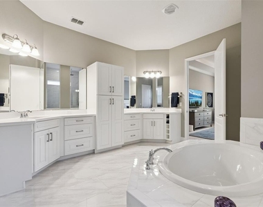 7556 John Hancock Drive - Photo Thumbnail 28
