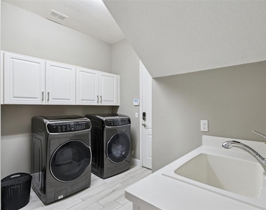 7556 John Hancock Drive - Photo Thumbnail 36