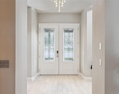 7556 John Hancock Drive - Photo Thumbnail 4