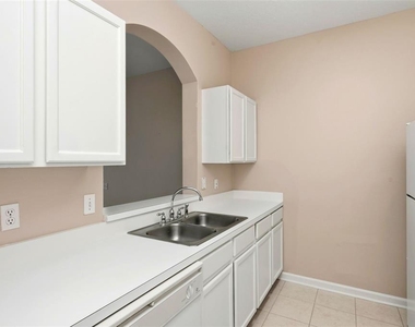 7123 Yacht Basin Avenue - Photo Thumbnail 12