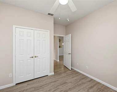 7123 Yacht Basin Avenue - Photo Thumbnail 21
