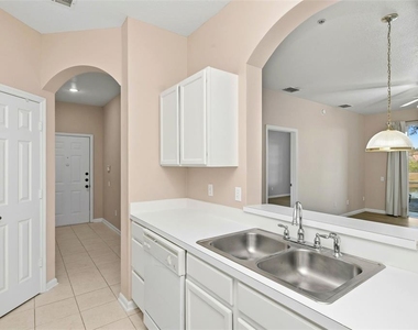 7123 Yacht Basin Avenue - Photo Thumbnail 13