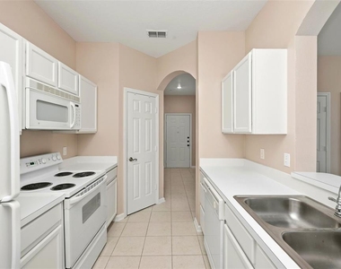 7123 Yacht Basin Avenue - Photo Thumbnail 14