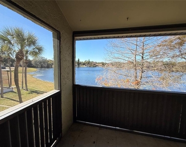 914 Lake Destiny Road - Photo Thumbnail 14