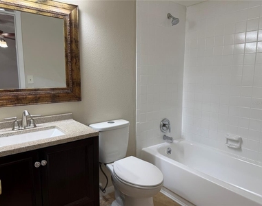 914 Lake Destiny Road - Photo Thumbnail 24