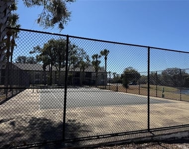 914 Lake Destiny Road - Photo Thumbnail 6