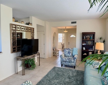 1801 Auburn Lakes Circle - Photo Thumbnail 5