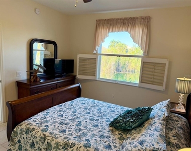 1801 Auburn Lakes Circle - Photo Thumbnail 13