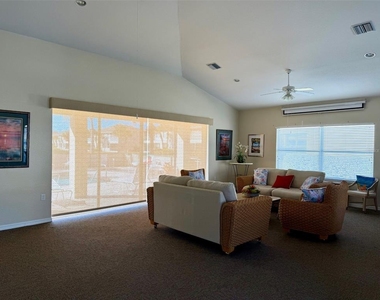 1801 Auburn Lakes Circle - Photo Thumbnail 31