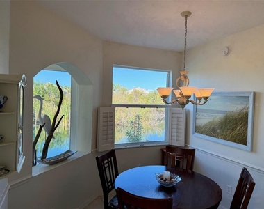 1801 Auburn Lakes Circle - Photo Thumbnail 7