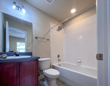 2972 Sw 35th Place - Photo Thumbnail 19