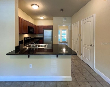2972 Sw 35th Place - Photo Thumbnail 6