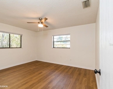 2522 Nw 4th Terrace - Photo Thumbnail 12