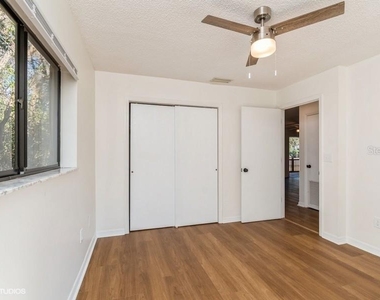 2522 Nw 4th Terrace - Photo Thumbnail 10