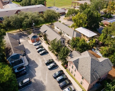 711 Nw 10th Street - Photo Thumbnail 35