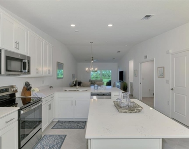 12470 Wellen Golf Street - Photo Thumbnail 12