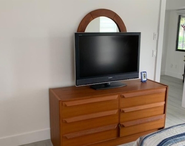 18312 Driggers Avenue - Photo Thumbnail 6
