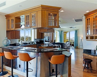 1308 Old Stickney Point Road - Photo Thumbnail 5