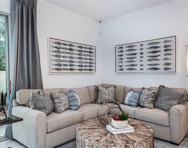 11787 Glenside Terrace - Photo Thumbnail 37