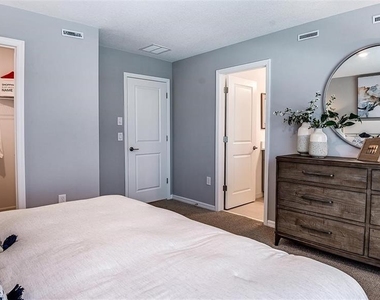 11787 Glenside Terrace - Photo Thumbnail 42