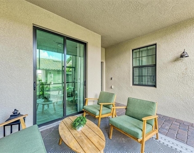 5685 Palmer Circle - Photo Thumbnail 3