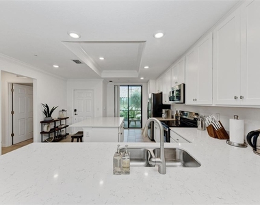 5685 Palmer Circle - Photo Thumbnail 9
