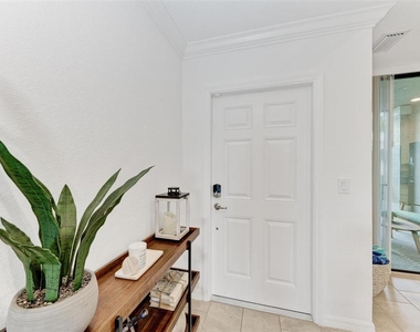 5685 Palmer Circle - Photo Thumbnail 5