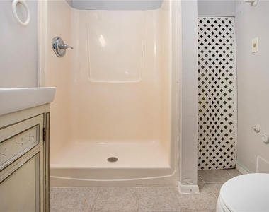 802 Buttonwood Drive - Photo Thumbnail 30