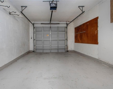 802 Buttonwood Drive - Photo Thumbnail 31