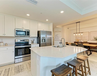 18114 Gawthrop Drive - Photo Thumbnail 8