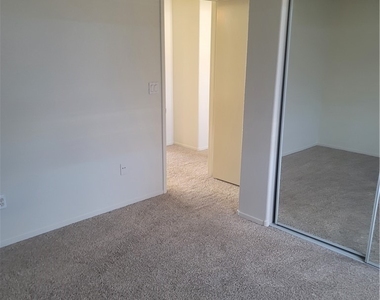 1432 Evening Song Avenue - Photo Thumbnail 31