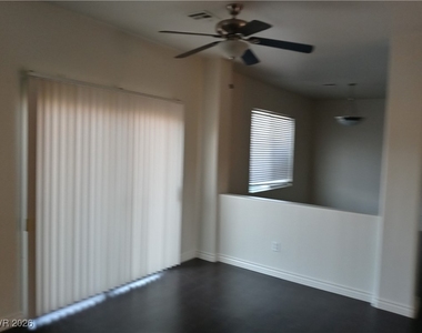 1432 Evening Song Avenue - Photo Thumbnail 2
