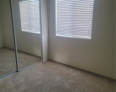 1432 Evening Song Avenue - Photo Thumbnail 29