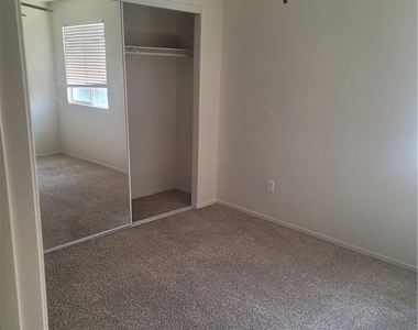 1432 Evening Song Avenue - Photo Thumbnail 38