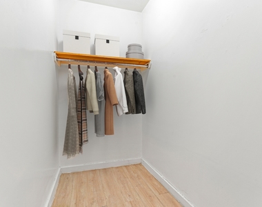 669 East 21st Street - Photo Thumbnail 5
