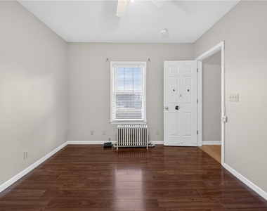 2340 Court St - Photo Thumbnail 25