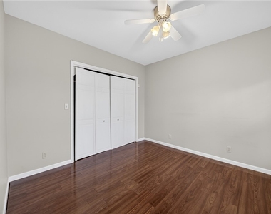 2340 Court St - Photo Thumbnail 24