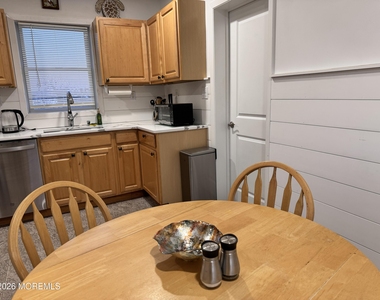 604 Se Central Avenue - Photo Thumbnail 5