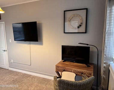 604 Se Central Avenue - Photo Thumbnail 3