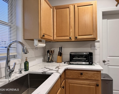 604 Se Central Avenue - Photo Thumbnail 4