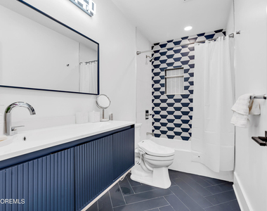 40 Seaview Avenue - Photo Thumbnail 25