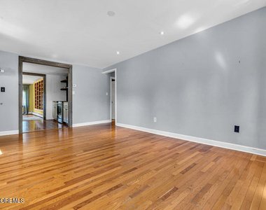 105 Longfellow Avenue - Photo Thumbnail 8
