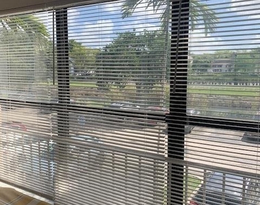 2926 S University Drive - Photo Thumbnail 9